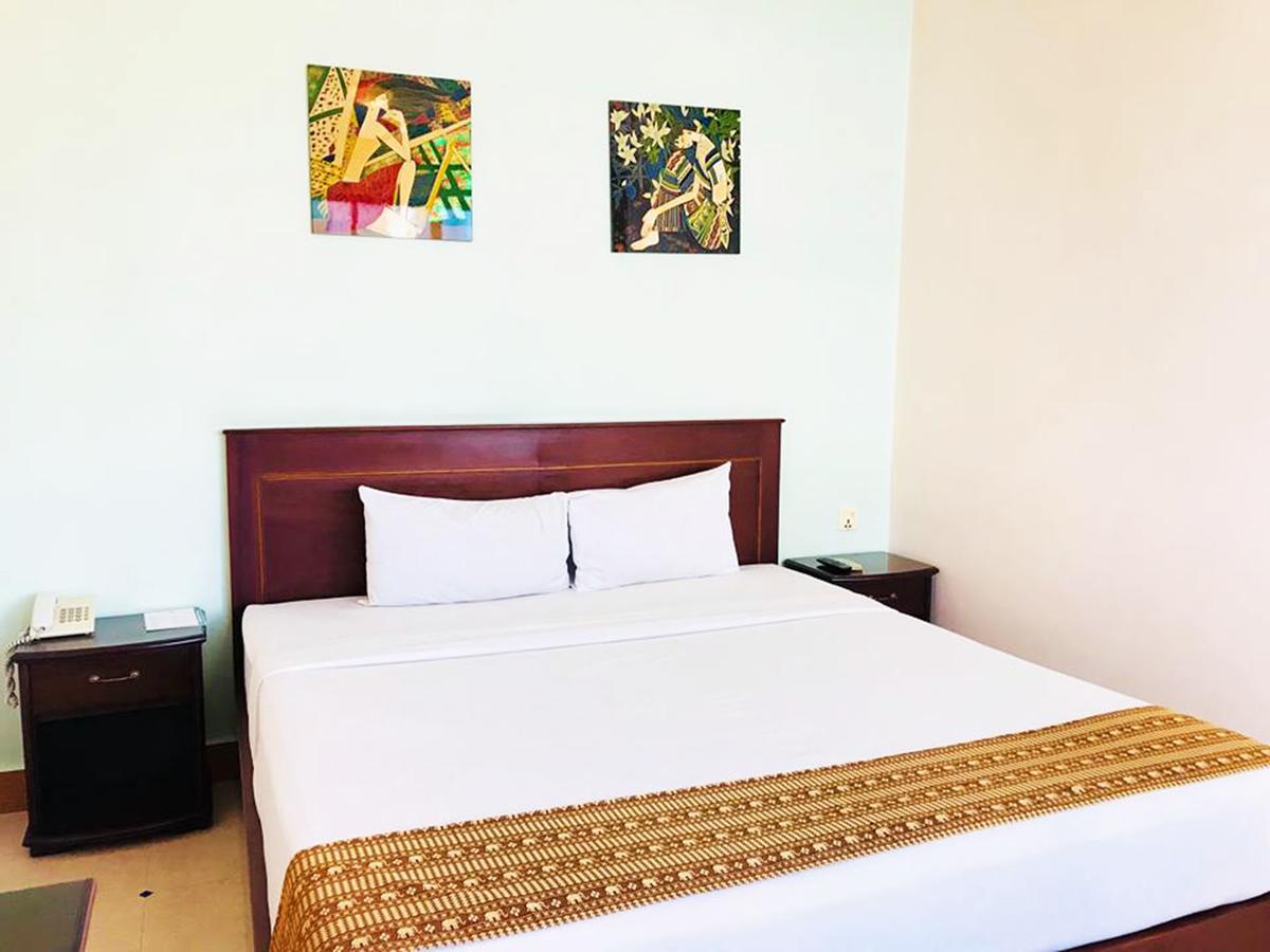 Hotel Luxury World Phnompen Kültér fotó